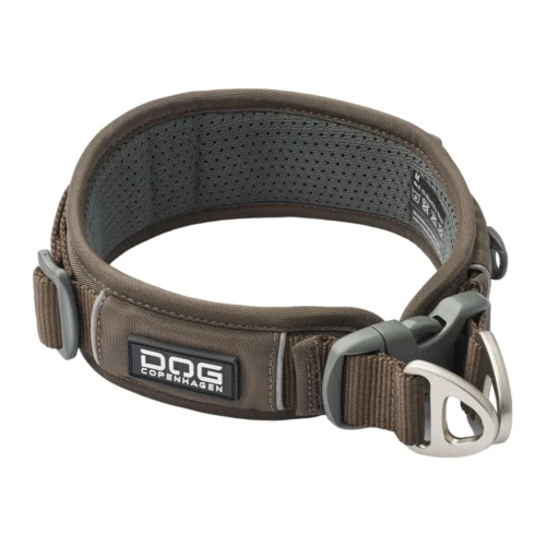 DOG Copenhagen Urban Explorer™ Halsband -Myd Pet Geschaft vwQzkKr60PYnRorou5tlCaiYge7CdS metaRE9HLUNvcGVuaGFnZW4tVXJiYW4tRXhwbG9yZXItQ29sbGFyLS0tTW9jY2EucG5n
